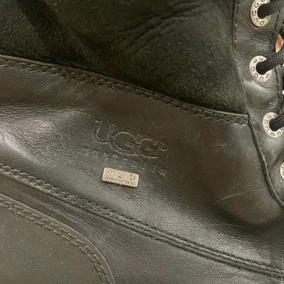 UGG Men's Butte boots in black waterproof leather size 12 - Picture 3 of 16